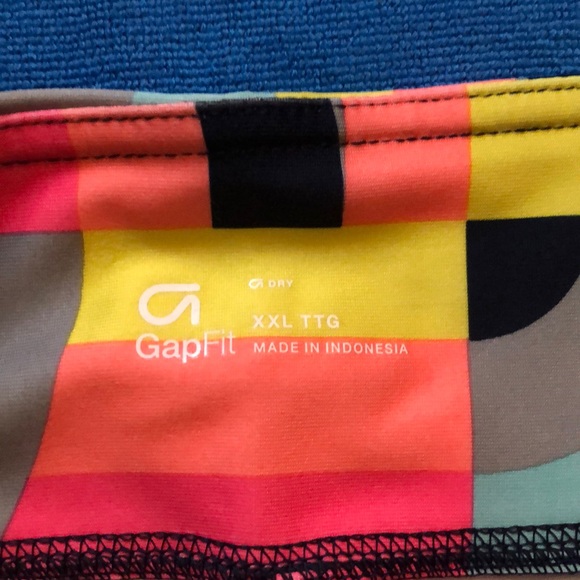 Gap Fit Capri Colorblock Leggings for Girls - Picture 5 of 8